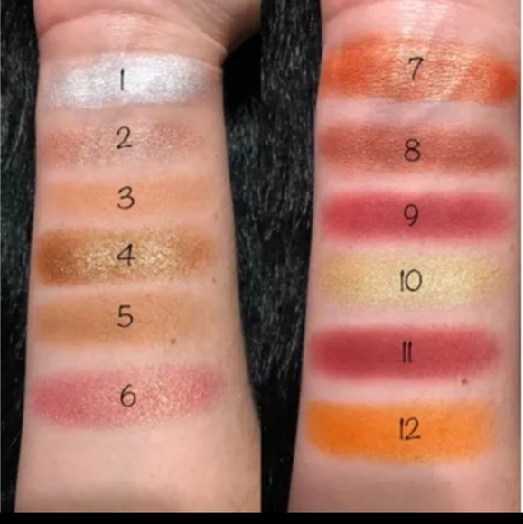 Revolution Fierce As Fire Eyeshadow Palette - Picture 2 of 6